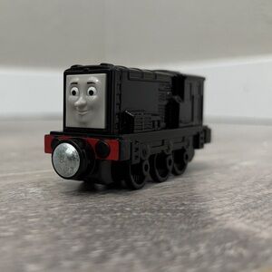 Diecast Diesel with Round Magnets